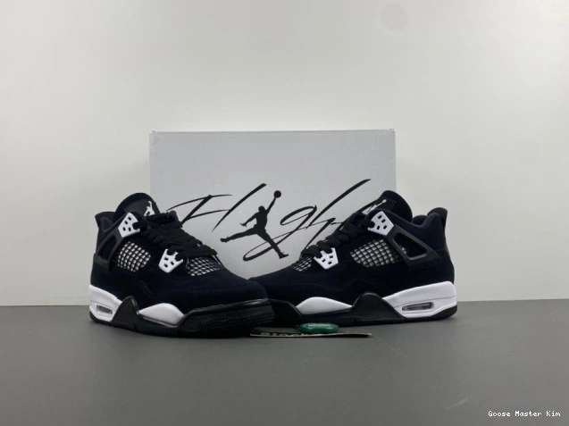 Jordan 4 Retro Thunder FQ8213-001 Air White 0814